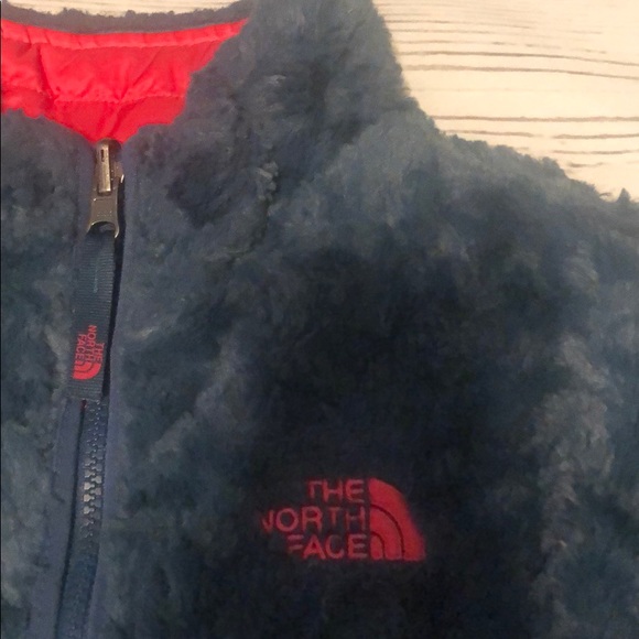 The North Face girls reversible puffer jacket - Picture 15 of 16